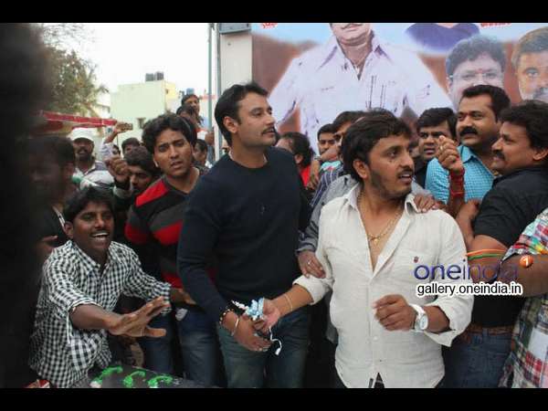 ರಿಯಾಲಿಟಿ ಅಲ್ಲ ಕ್ರ್ಯೂಯಾಲಿಟಿ