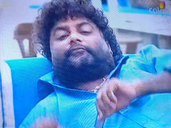 ಊಟ ವಿಷಯಕ್ಕೆ ಹುಚ್ಚ ವೆಂಕಟ್ ರಗಳೆ