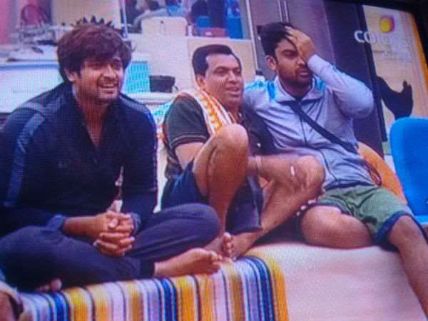 ಮನೆಯಲ್ಲಿ ಗದ್ದಲ