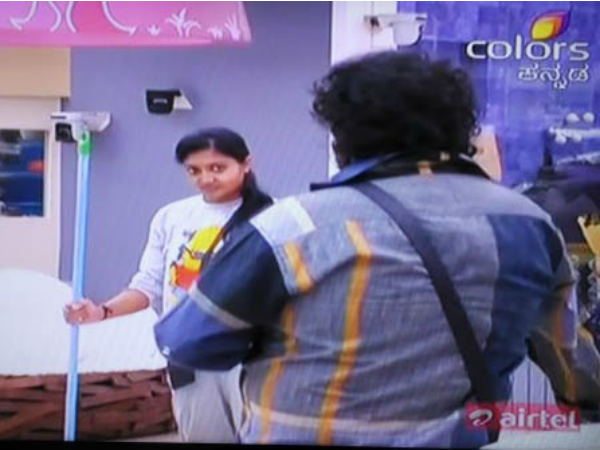 ಹಾವು-ಮುಂಗುಸಿಯಾದ, ಕೃತಿಕಾ-ಕಿಟ್ಟಿ