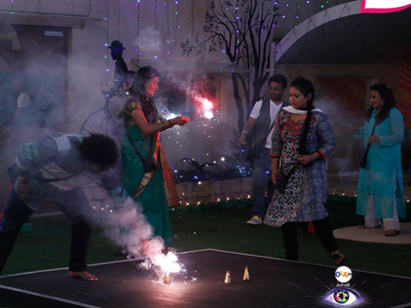 ಮನೆಯಲ್ಲಿ ದೀಪಾವಳಿ ಸಂಭ್ರಮ