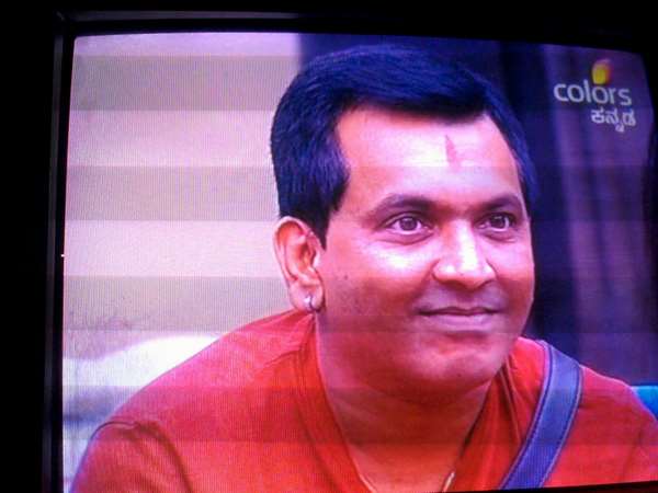 ಗಾಯಕ ರವಿ ಮುರೂರು ಜೊತೆ ಸುದೀಪ್ ಸಂಭಾಷಣೆ