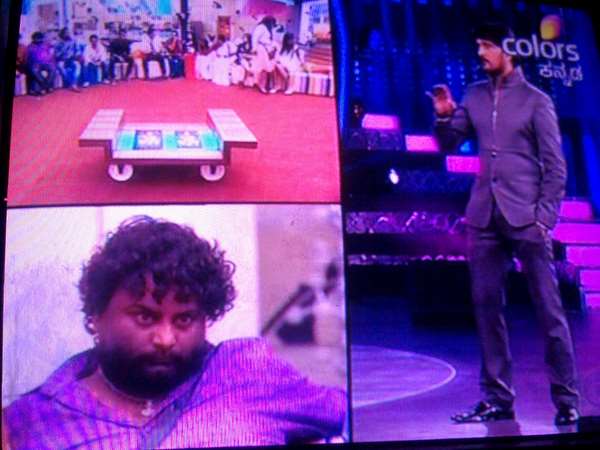 ಕೋಪೋದ್ರಿಕ್ತರಾದ ಹುಚ್ಚ ವೆಂಕಟ್