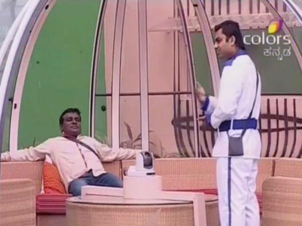 ಬ್ಯಾರಿಕೇಡ್ ಅಲ್ಲ!