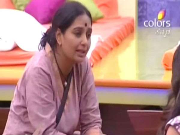  ನಟಿ ಶ್ರುತಿ-ಸುಷ್ಮಾ ನಡುವೆ ಚರ್ಚೆ