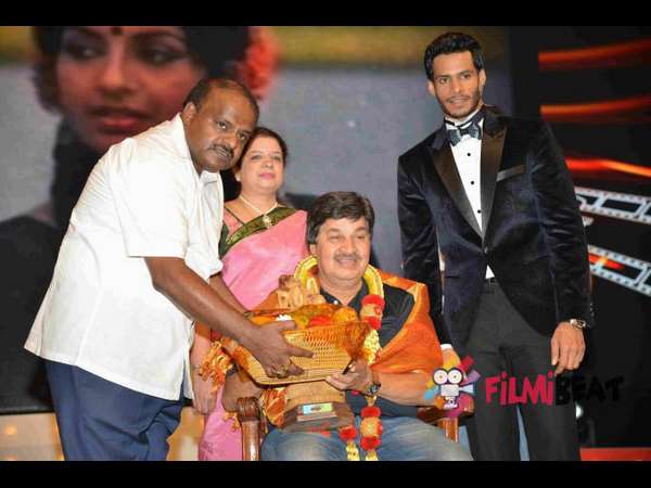 ಶ್ರೀನಾಥ್ ಗೆ ಸನ್ಮಾನ