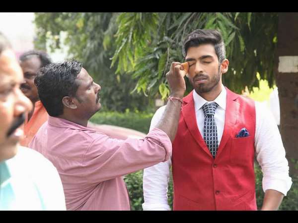 ಚಿತ್ರದಲ್ಲಿ ನಾಲ್ಕು ಹಾಡುಗಳಿವೆ