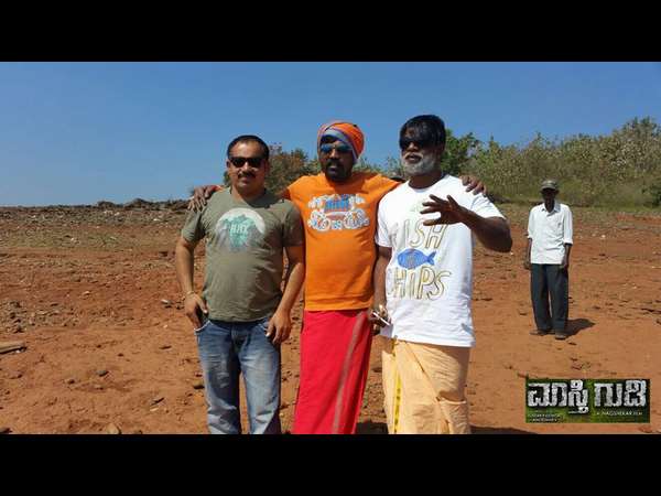 ಇಬ್ಬರು ನಾಯಕಿಯರು ಇಬ್ಬರು ನಾಯಕಿಯರು