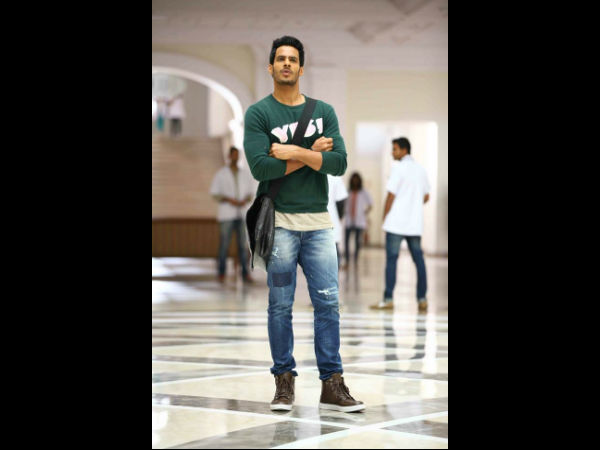 ನಿಖಿಲ್ ಕುಮಾರ್ ಯಾರಿಗೇನು ಕಮ್ಮಿ?