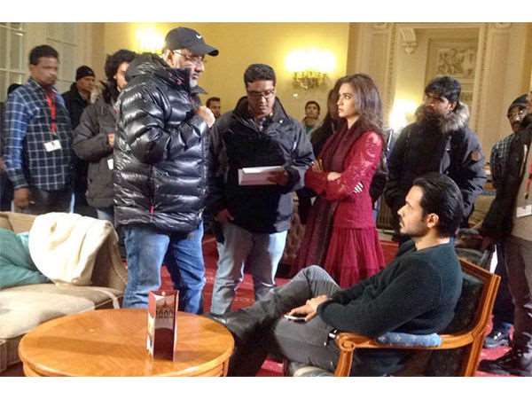 ಬಾಲಿವುಡ್ ನಲ್ಲೂ ಬ್ಯುಸಿಯಾಗಿರುವ ಕೃತಿ