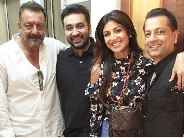 Kareena Kapoor and Shilpa Shetty is very happy for Sanjay Dutt