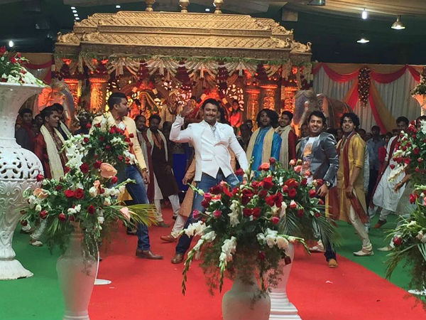 ವಿಶಾಲ್ ಕೂಡ ಇದ್ದಾರೆ!