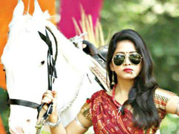 Kannada Actress Nabha Natesh to make Tollywood Debut