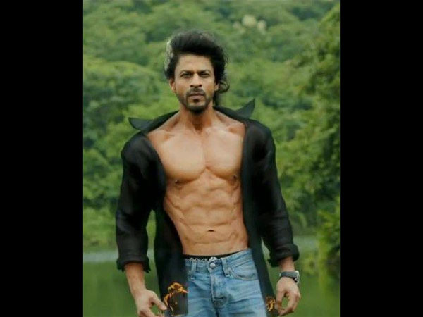 Shahrukh Khan Just Offered His Fan A Job In Red Chillies Studio