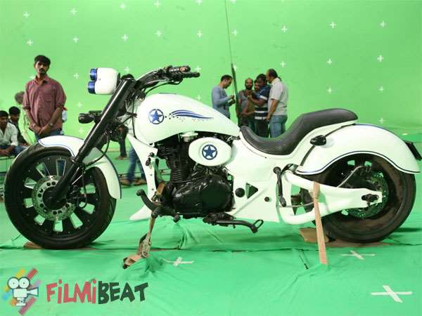 ದುಬಾರಿ ಬೈಕ್