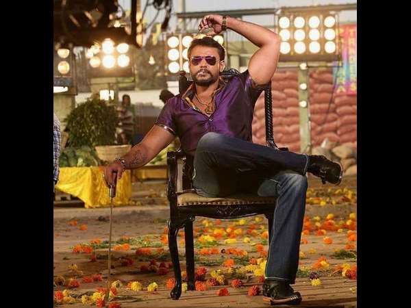 Auto driver Yuva plays Actor Darshan's friend role in 'Jaggu Dada' movie Auto driver Yuva plays Actor Darshan's friend role in 'Jaggu Dada' movie