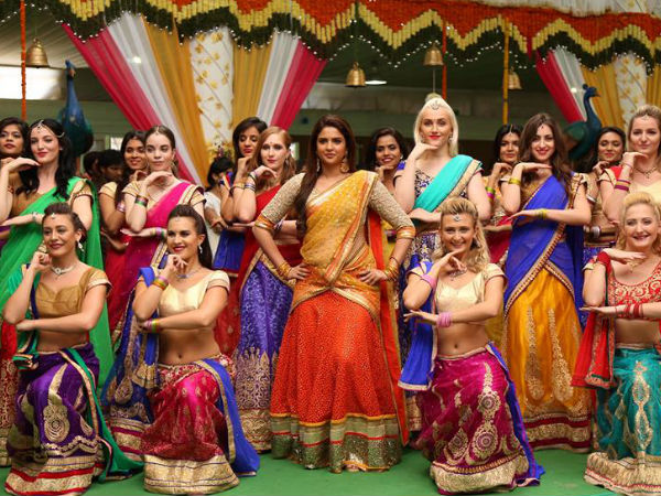 ಕೆಲವು ಕಡೆ ಬಂಡಲ್.!