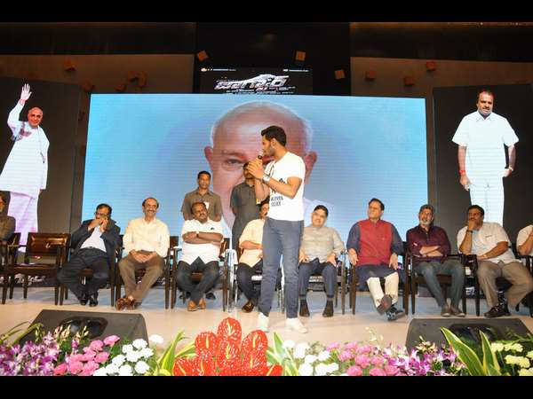 ವಿಡಿಯೋ ನೋಡಿ, ವಿಡಿಯೋ ನೋಡಿ,