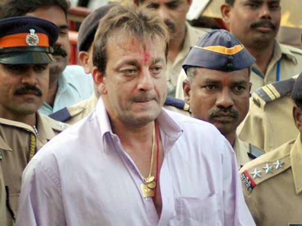 ಎಲ್ಲಾ ಬಿಟ್ಟು ಪುರುಷರಂತಿರಿ ಎಲ್ಲಾ ಬಿಟ್ಟು ಪುರುಷರಂತಿರಿ