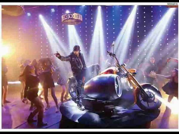 ಆಧುನಿಕ ಬಳಕೆ, ಬಿಟ್ಟಿ ಪ್ರಚಾರ