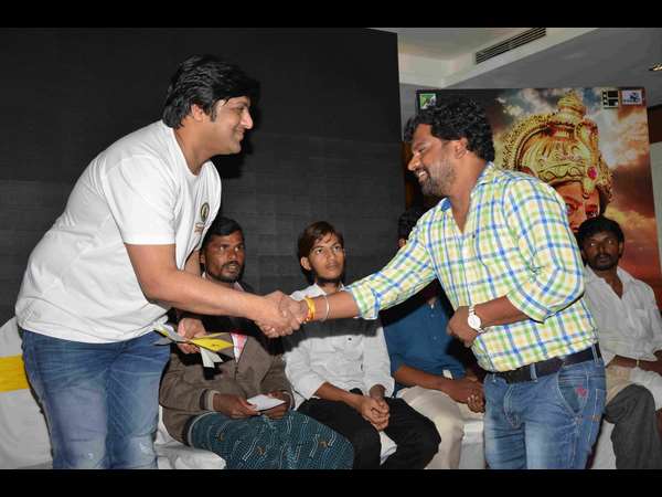 ಬದಲಾಗಬೇಕಿದೆ!