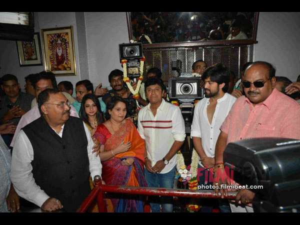 ಪತ್ನಿ ಸಮೇತ ಹಾಜರಾದ ಶಿವಣ್ಣ