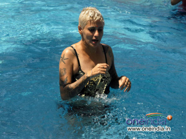 'ಮಹಿಳಾ ಸರಣಿ ಬೀಟರ್' ಎಂದಿದ್ದ ಸಲ್ಮಾನ್ 'ಮಹಿಳಾ ಸರಣಿ ಬೀಟರ್' ಎಂದಿದ್ದ ಸಲ್ಮಾನ್