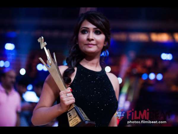 ದಶಕದ ನಟಿ ರಾಧಿಕಾ ಪಂಡಿತ್