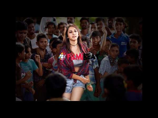 'ಟಗರು'ಪುಟ್ಟಿಯಾದ ಮಾನ್ವಿತಾ 'ಟಗರು'ಪುಟ್ಟಿಯಾದ ಮಾನ್ವಿತಾ