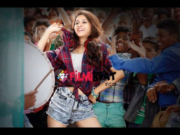 'ಟಗರು' ಗೊಂಬೆ 'ಟಗರು' ಗೊಂಬೆ