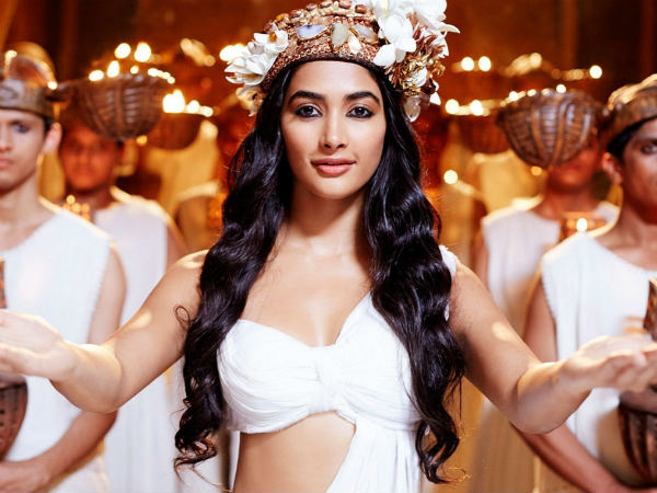Hidden connection between Actress Pooja Hegde and Ranbir Kapoor