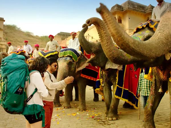 Actor Ganesh's 'Mungaru Male 2' release withheld in Tamil Nadu