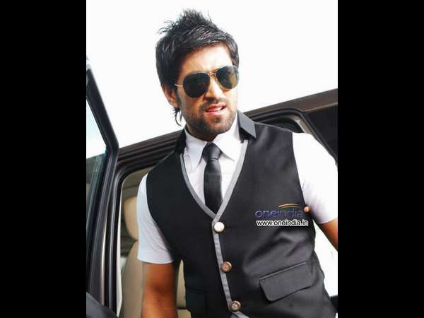 ಕೈ-ಕಾಲು ಹಿಡಿದು ಬೇಡಿ ಎಲ್ಲರನ್ನೂ ಕರೆ ತರುತ್ತೇನೆ: ಯಶ್