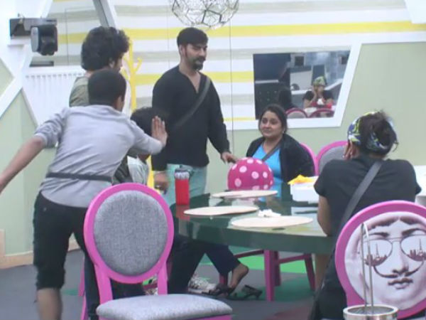 ಡಬಲ್ ಗೇಮ್ ನಡೆಯುತ್ತಿದೆ?