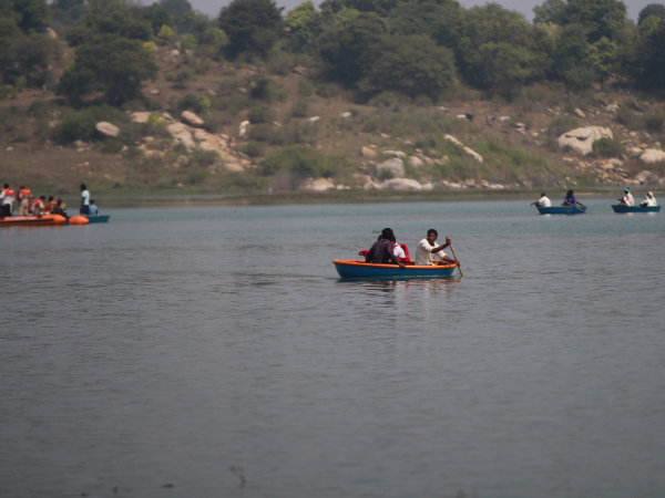 ಕಲುಷಿತ ನೀರು ಕಲುಷಿತ ನೀರು