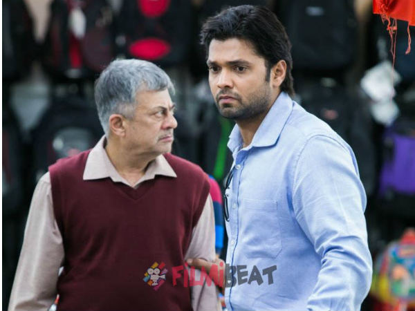 Godhi Banna Sadharna Mykattu Show in 'Belli Cinema Belli Mathu'