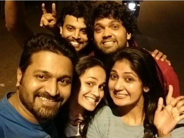 ಚಿತ್ರಕಥೆ ನಿಮ್ಮದೇ ಆದ ಮೇಲೆ ನೀವೇ ಡೈರೆಕ್ಟ್ ಮಾಡಬಹುದಿತ್ತು. ಆದರೆ ರಿಷಬ್ ಶೆಟ್ಟಿ ಡೈರೆಕ್ಟ್ ಮಾಡ್ತಿದ್ದಾರಲ್ಲಾ? 