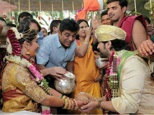 ಬ್ಯಾಚುಲರ್ ಲೈಫ್‌ಗೆ ಬಾಯ್‌ ಹೇಳಿದ ರಾಕಿಂಗ್ ಸ್ಟಾರ್ ಯಶ್‌ ಮತ್ತು ರಾಧಿಕಾ ಪಂಡಿತ್ 