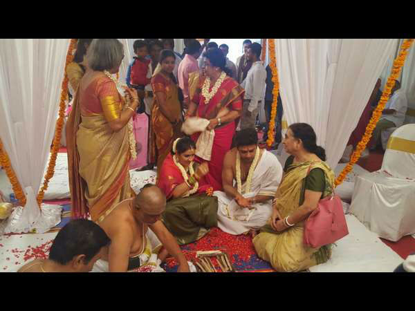 ಹಸೆಮಣೆ ಏರಿದ ಅನು ಪ್ರಭಾಕರ್ ಮತ್ತು ರಘು ಮುಖರ್ಜಿ 