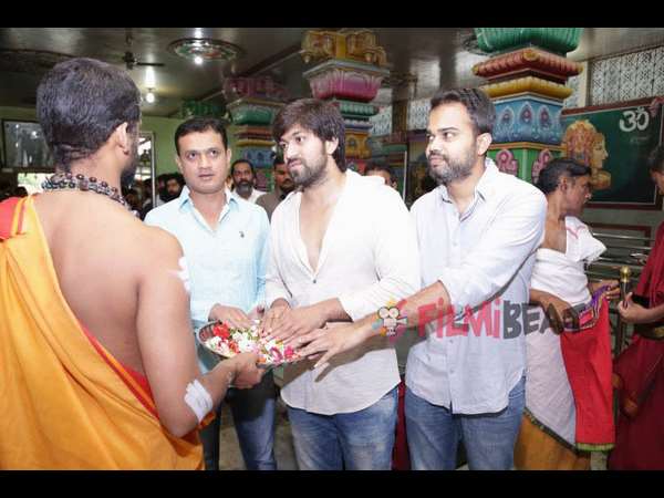 ಹೊಸ ವರ್ಷದಿಂದ 'ಕೆಜಿಎಫ್' ಶುರು! ಹೊಸ ವರ್ಷದಿಂದ 'ಕೆಜಿಎಫ್' ಶುರು!