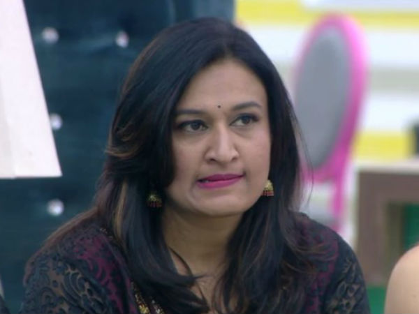 ಮಾಳವಿಕಾ ಹೆಸರು ಹೇಳಿದ ರೇಖಾ