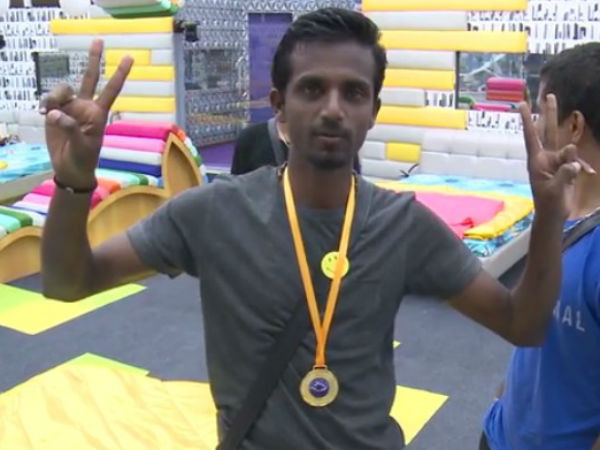 ಫೋಟೋಗೆ ಪೋಸ್ ಕೊಟ್ಟ ಕೀರ್ತಿ