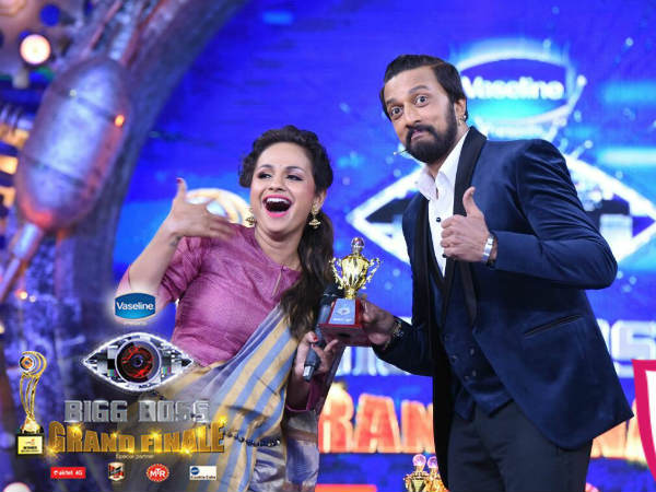 ಪಂಚಿಂಗ್ ಸ್ಟಾರ್‌ ಅವಾರ್ಡ್