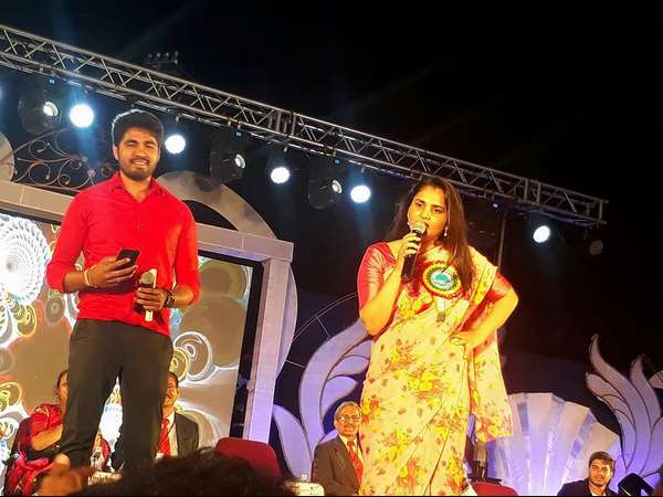 ಕಾಲೇಜು ವಿದ್ಯಾರ್ಥಿಯರು ಜೊತೆ ಮಾತು