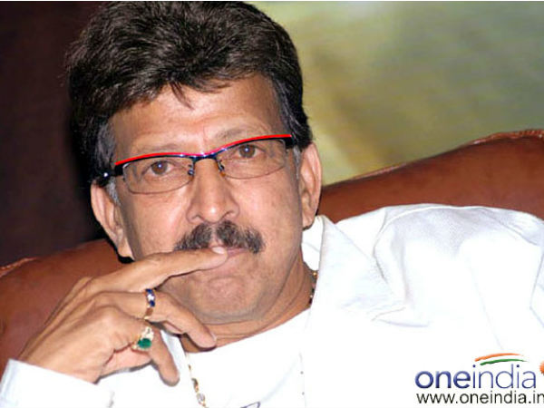 ಅಭಿಮಾನಿಗಳಿಗಾಗಿ ಹಾಡು ಹಾಡಿದ ಡಾ.ವಿಷ್ಣು