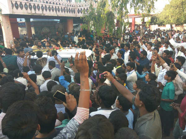 ಮಧ್ಯಾಹ್ನ ಬರಬೇಕಿತ್ತು!