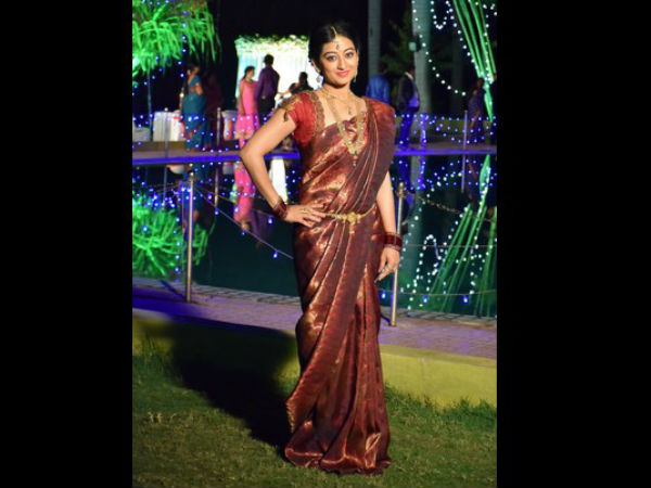 'ನಿಹಾರಿಕಾ' ಉಟ್ಟಿರುವ ಸೀರೆಯ ನಿಖರವಾದ ಬೆಲೆ ಎಷ್ಟು.?