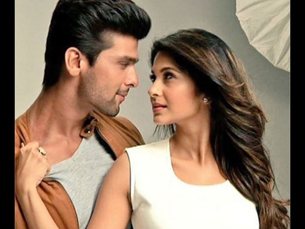 Kushal rescues Jennifer as fire breaks out on 'Beyhadh' sets Kushal rescues Jennifer as fire breaks out on 'Beyhadh' sets
