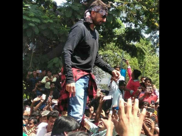 ಹುಟ್ಟೂರಿನಲ್ಲಿ ಕಿಚ್ಚನ ಕ್ರೇಜ್