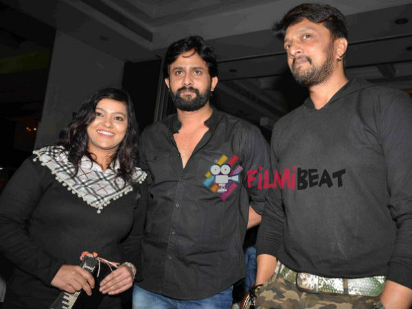 ನ್ಯೂ ಹೇರ್ ಸ್ಟೈಲ್ ಗೆ ಬಣ್ಣ 